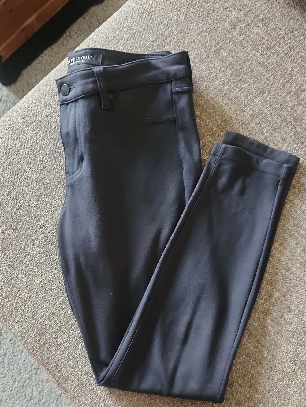 Liverpool Women's Dark Blue Skinny Dress Pants Size 8 With Stretch